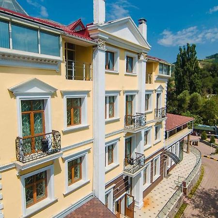 Aykun Hotel Almatý Exterior foto